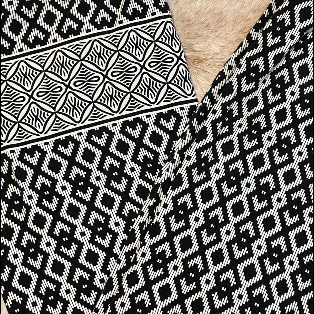 Black and White print Maxi Skirt - Picture 4 of 6